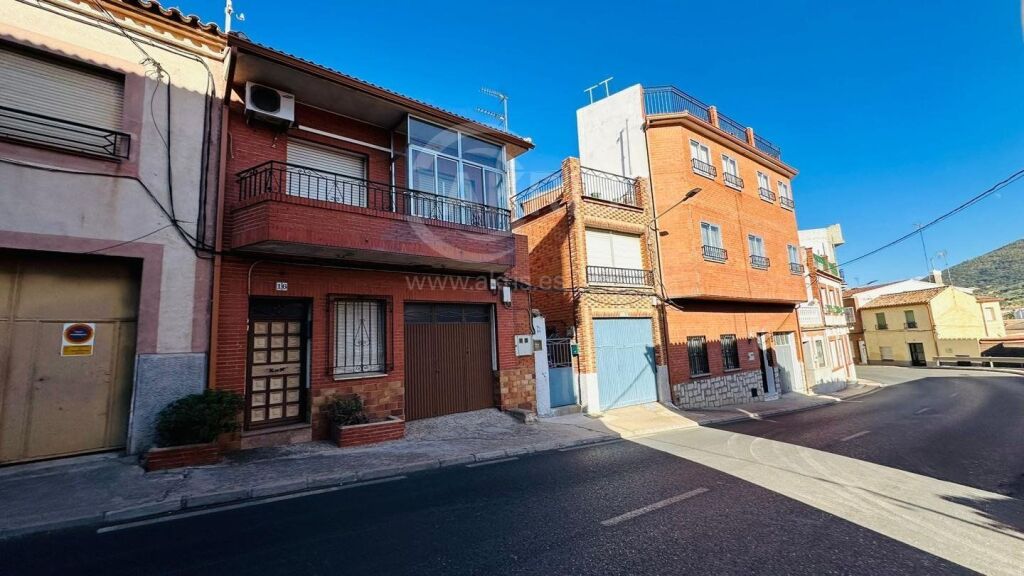 Chalet Independiente en Navahermosa - foto 2