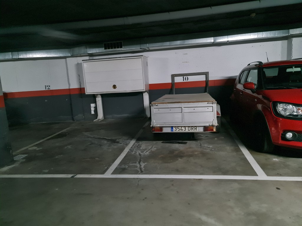 Parking coche en Alquiler en Castelldefels Barcelona - foto 2