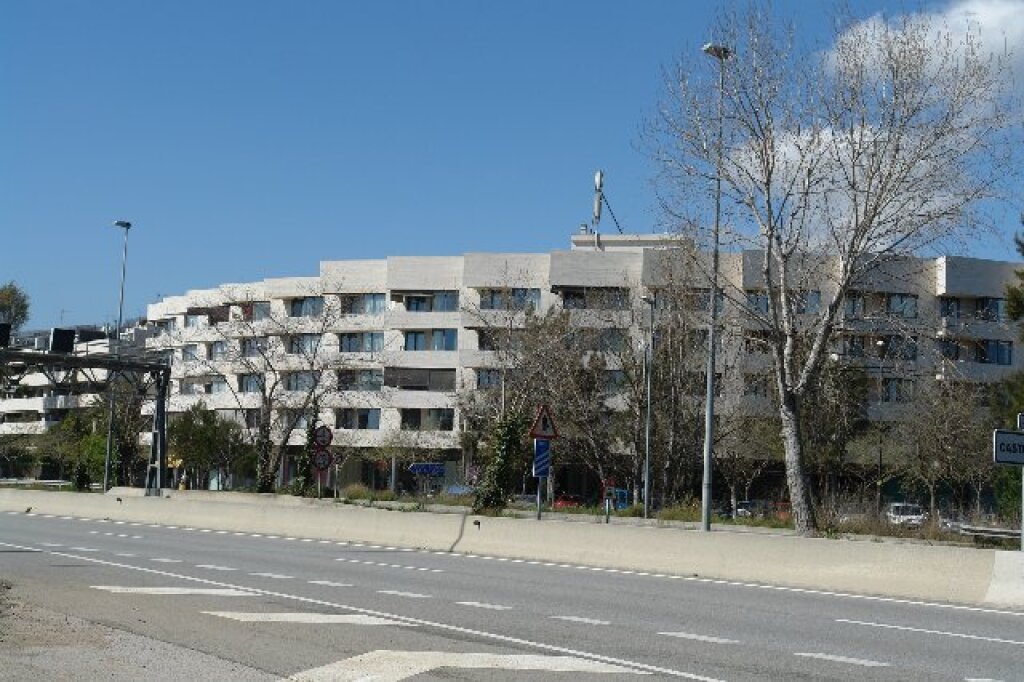 Parking coche en Alquiler en Castelldefels Barcelona - foto 3