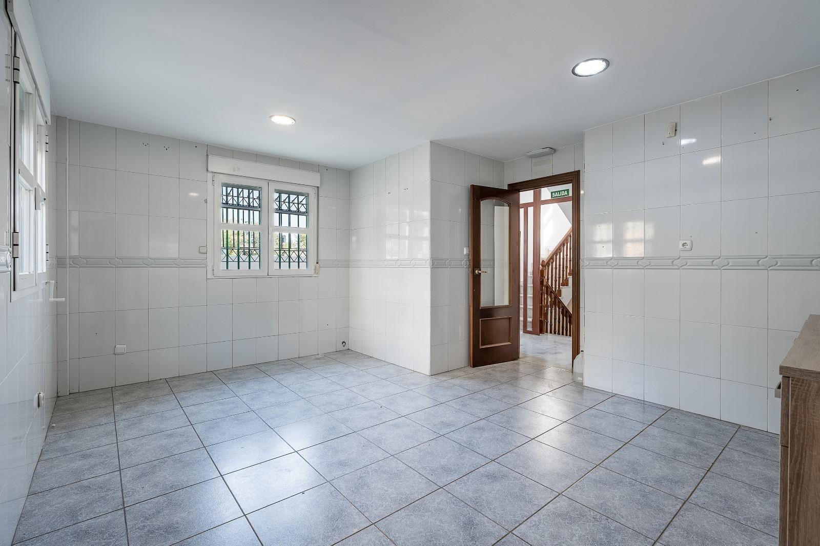ESTUPENDA CASA EN PARQUE ALMUNIA - foto 13