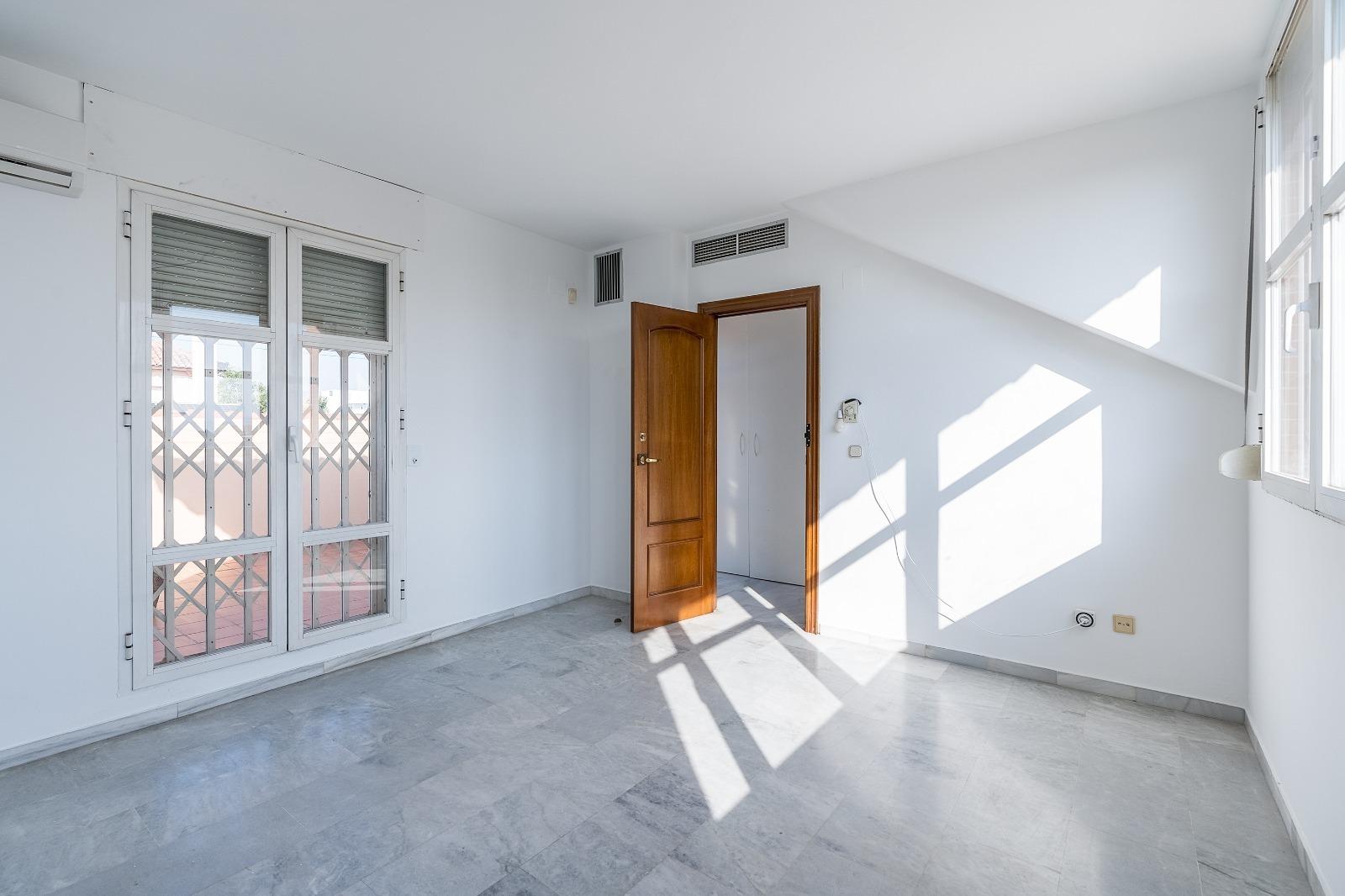 ESTUPENDA CASA EN PARQUE ALMUNIA - foto 29