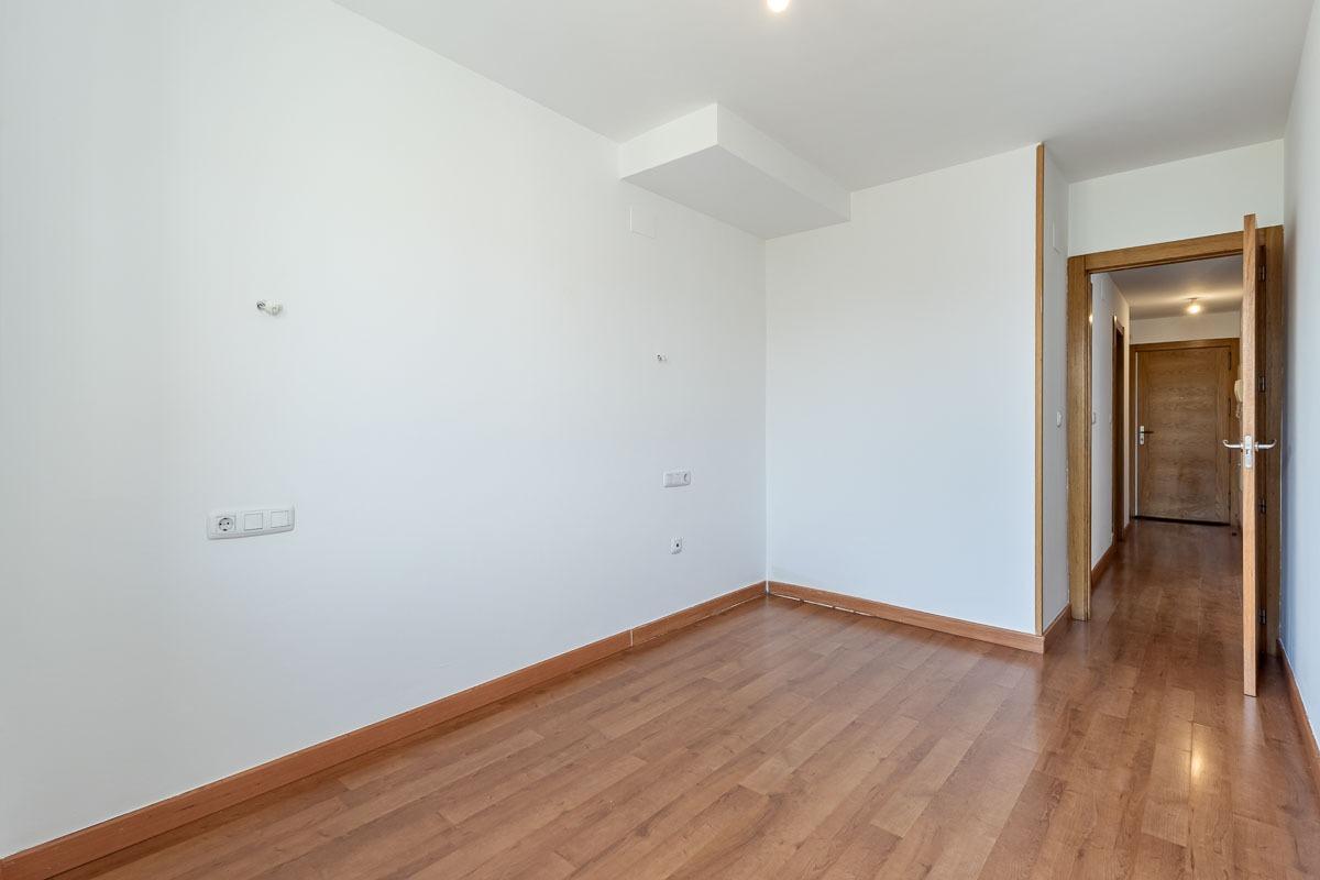 Piso en ubicación TOP en Armilla: metro, servicios y máxima  - foto 13