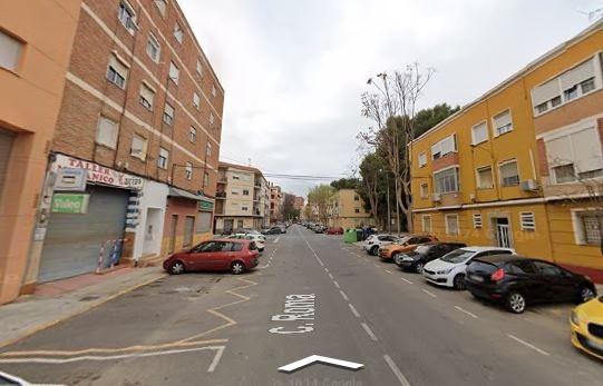 SE VENDE piso OKUPA en C Cl. Mahon. San Antonio Abad, P.3, P - foto 2