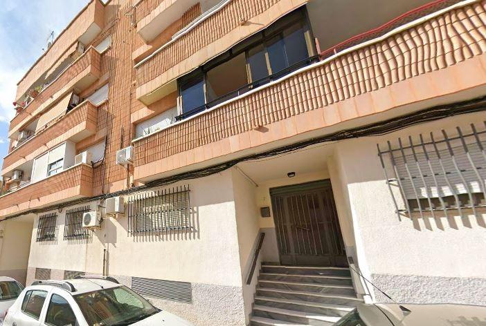 SE VENDE piso OKUPA en C Jose Caride 5 de Alcantarilla - foto 3