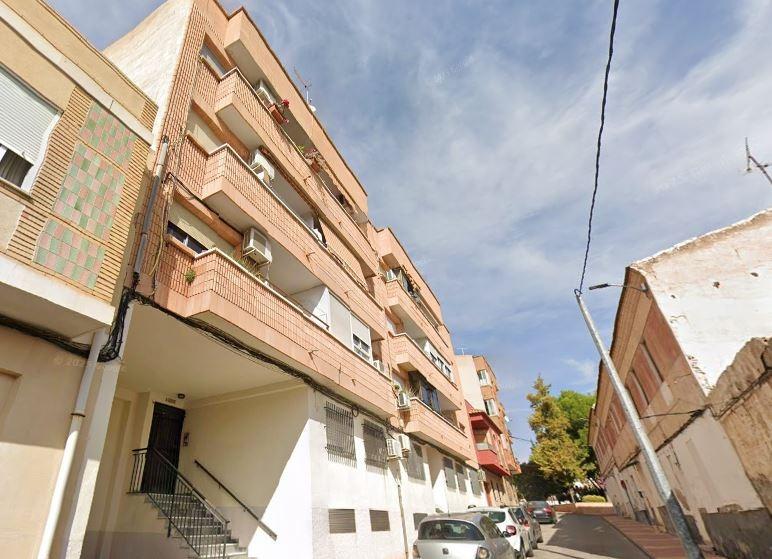 SE VENDE piso OKUPA en C Jose Caride 5 de Alcantarilla - foto 4
