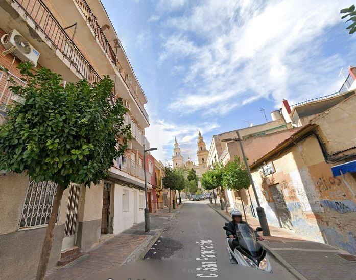 SE VENDE piso OKUPA en C San Pancracio 13 de Alcantarilla - foto 4