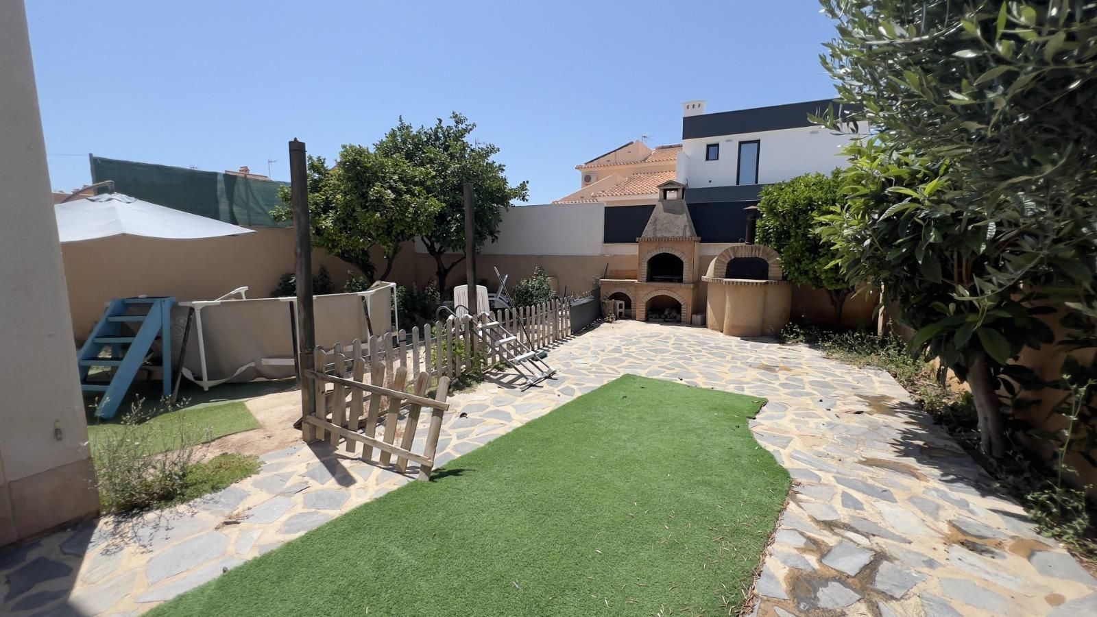 Villa 3 habitaciones 192m² en venta - Zona los Frutales - foto 3