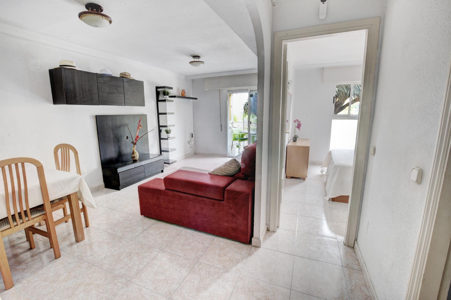 Apartamento de 1 Dormitorio en el centro de Arroyo de la Mie - foto 6