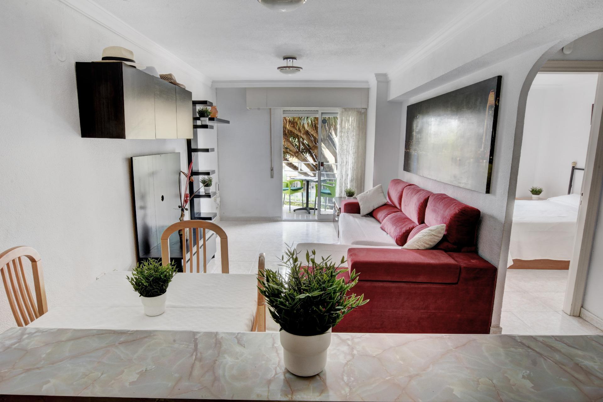 Apartamento de 1 Dormitorio en el centro de Arroyo de la Mie - foto 7