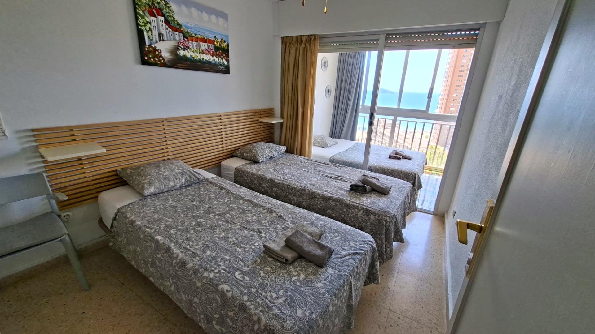 APARTAMENTO EN SEGUNDA LÍNEA DE PLAYA ( A200 MTS DEL MAR ) - foto 14