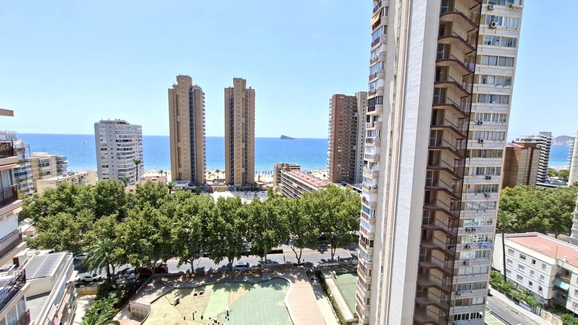 APARTAMENTO EN SEGUNDA LÍNEA DE PLAYA ( A200 MTS DEL MAR ) - foto 3