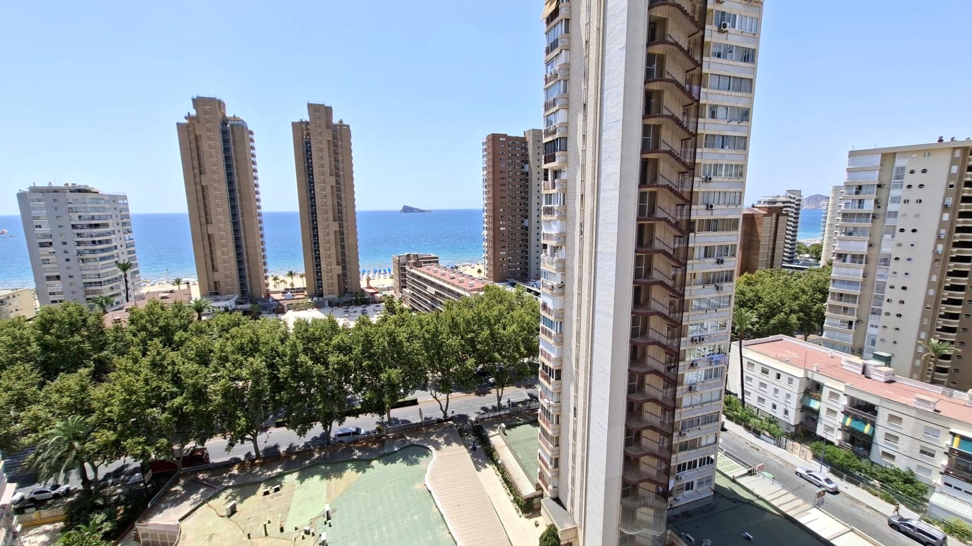 APARTAMENTO EN SEGUNDA LÍNEA DE PLAYA ( A200 MTS DEL MAR ) - foto 23