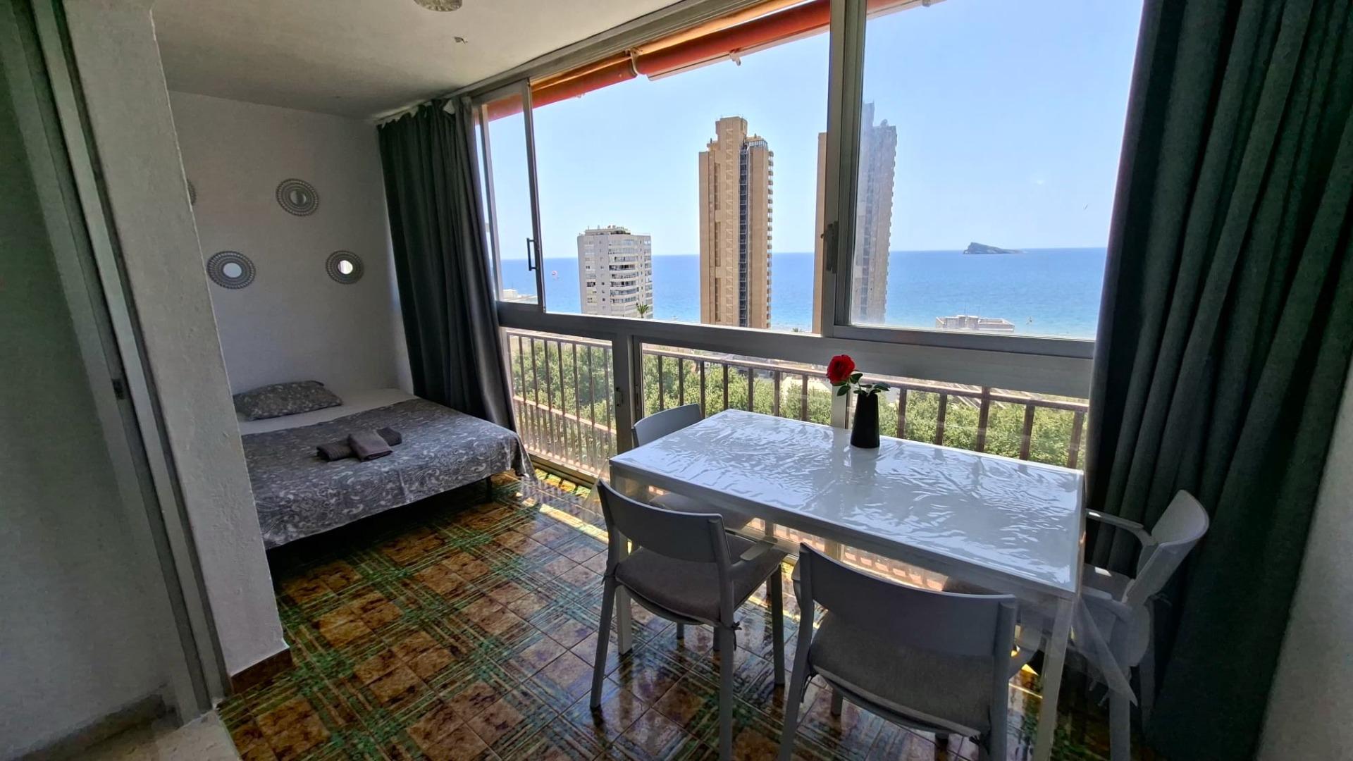 APARTAMENTO EN SEGUNDA LÍNEA DE PLAYA ( A200 MTS DEL MAR ) - foto 5