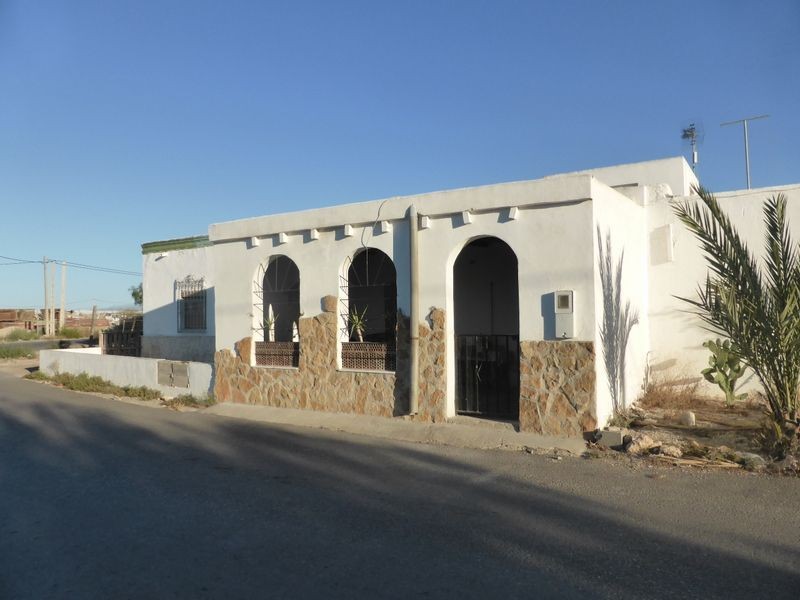 Casa de campo-Masía en Venta en Nijar Almería
