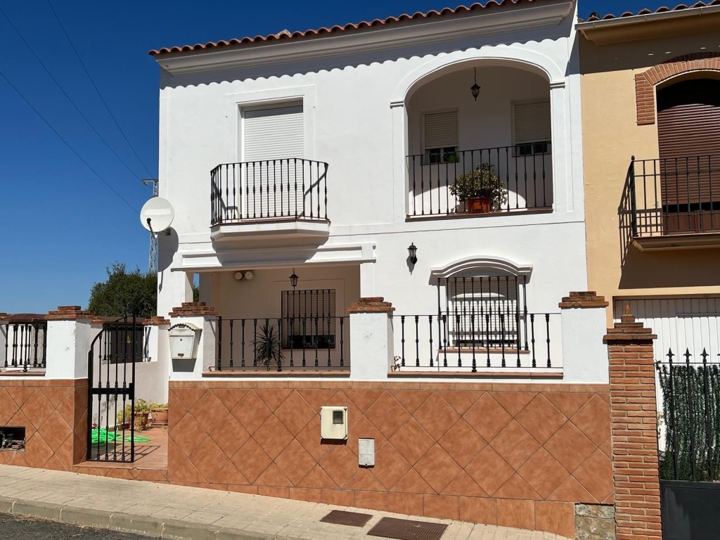 Casa-Chalet en Venta en Cortegana Huelva - foto 3