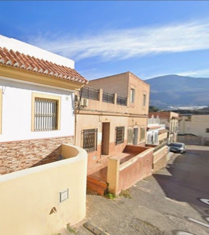 Casa-Chalet en Venta en Berja Almería