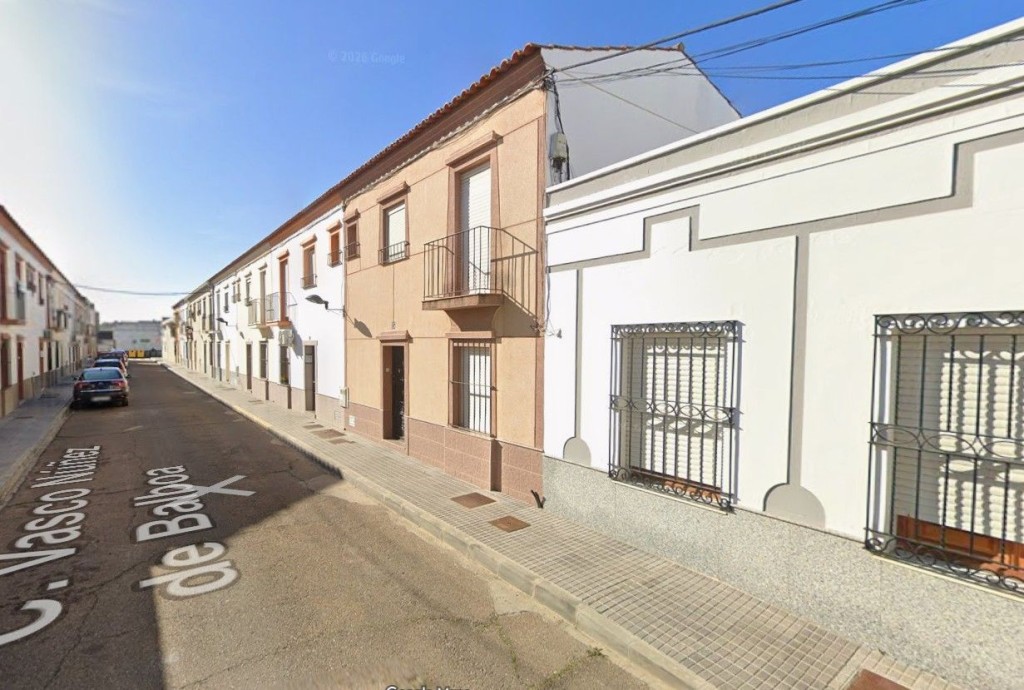 Casa-Chalet en Venta en Puebla De La Calzada Badajoz - foto 2