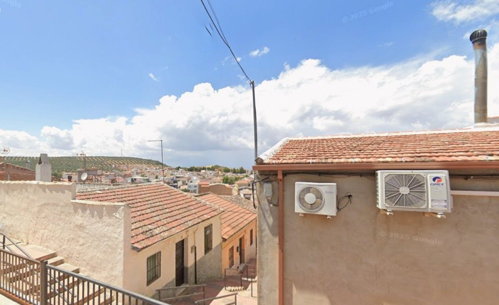 Casa-Chalet en Venta en Navas De San Juan Jaén - foto 2