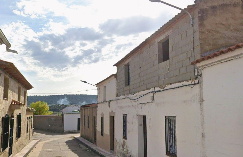 Casa-Chalet en Venta en Villar De Rena Badajoz - foto 2