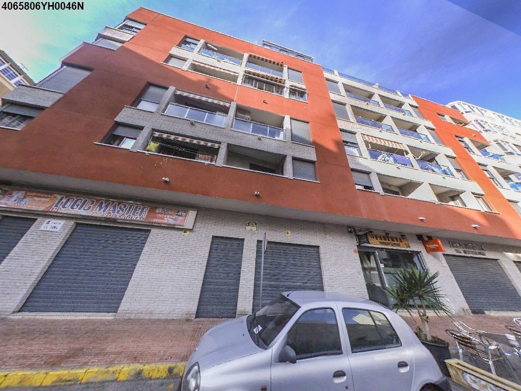 Piso en Venta en Torrevieja Alicante - foto 2