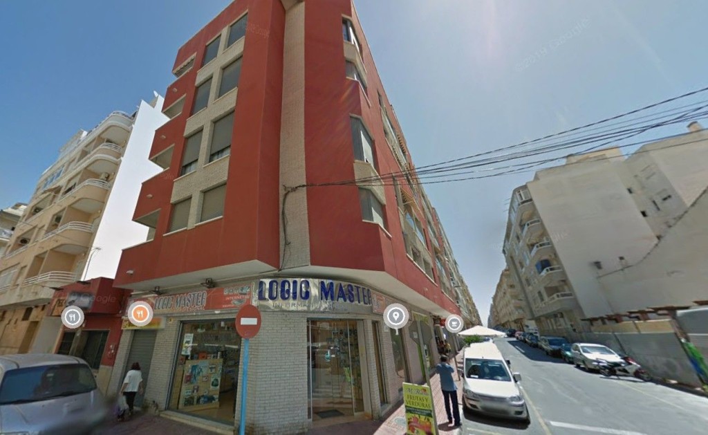 Piso en Venta en Torrevieja Alicante - foto 4