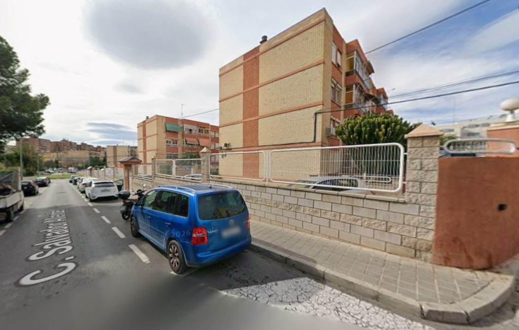 Piso en Venta en Alicante Alicante - foto 2