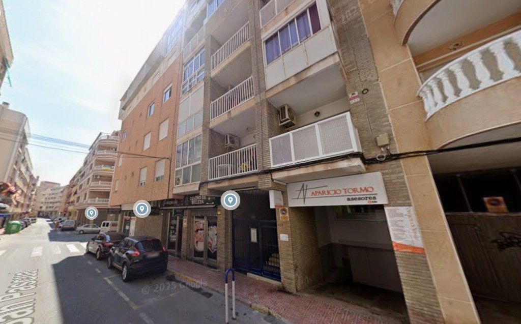 Piso en Venta en Torrevieja Alicante - foto 2