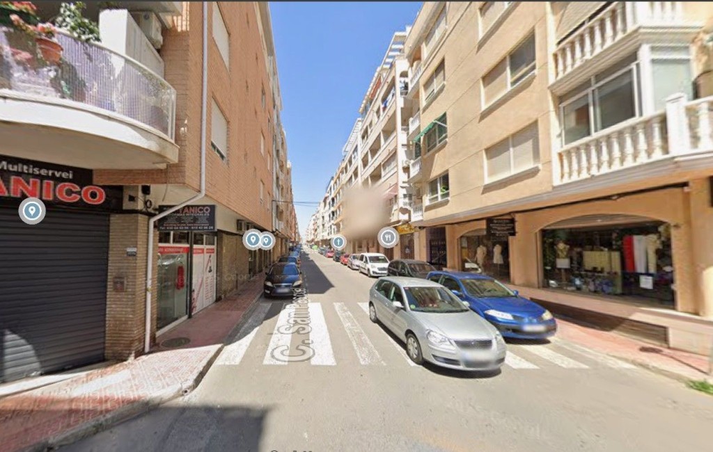Piso en Venta en Torrevieja Alicante - foto 3