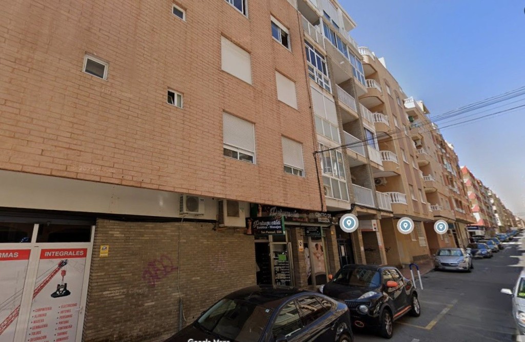 Piso en Venta en Torrevieja Alicante - foto 4