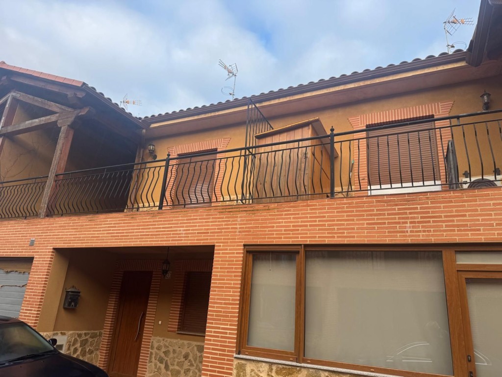 Casa-Chalet en Venta en Villanueva De Azoague Zamora - foto 2