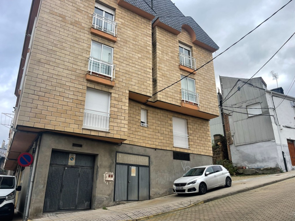 Piso en Venta en Bembibre León - foto 14