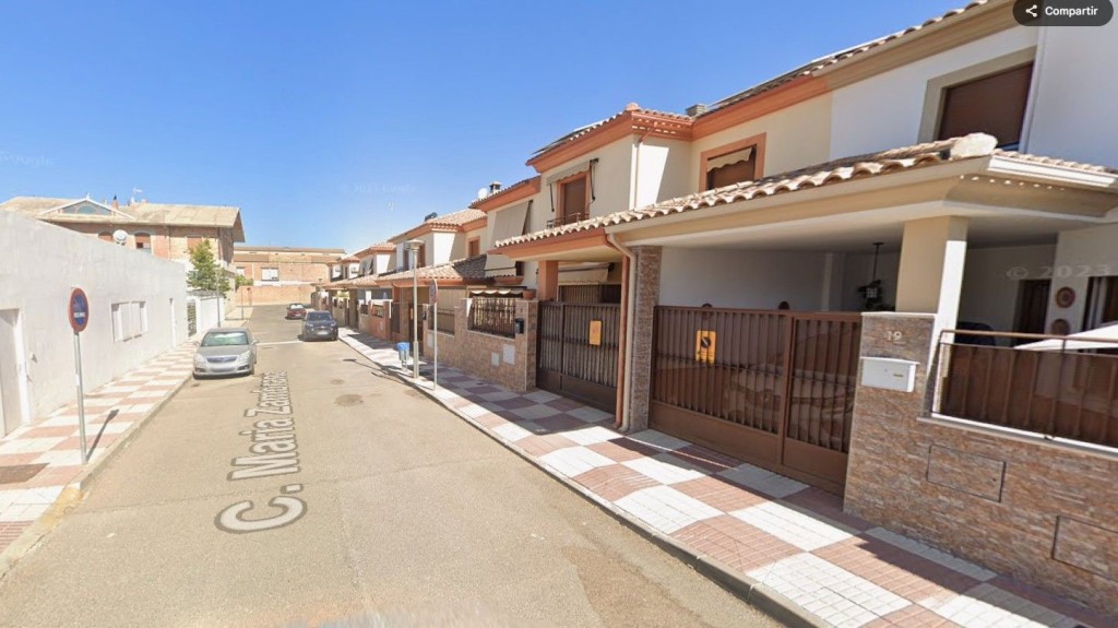 Casa-Chalet en Venta en Victoria, La Córdoba - foto 2