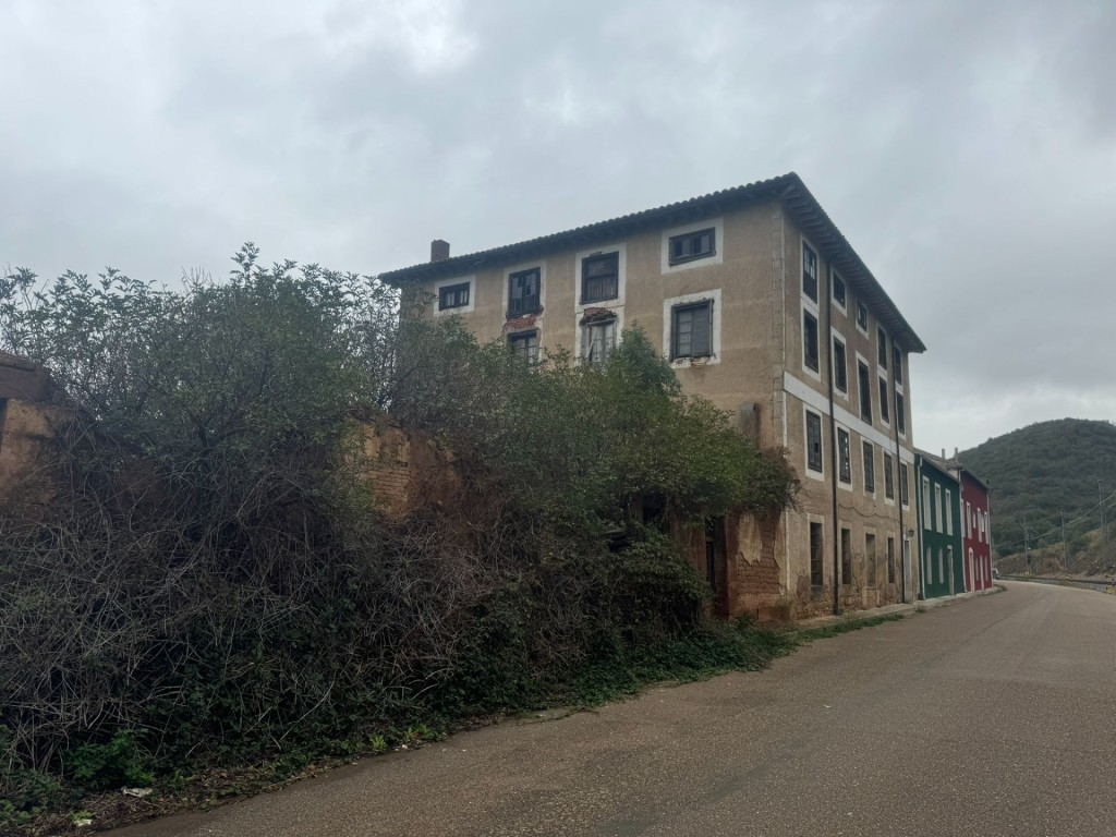 Piso en Venta en Alar Del Rey Palencia - foto 2