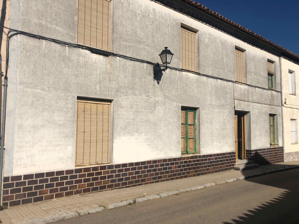 Casa-Chalet en Venta en Moral De La Reina Valladolid - foto 3