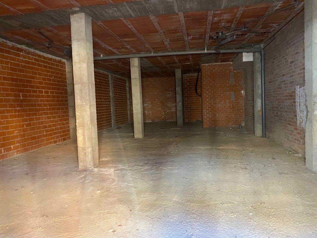 Local comercial en Venta en Sahagun León