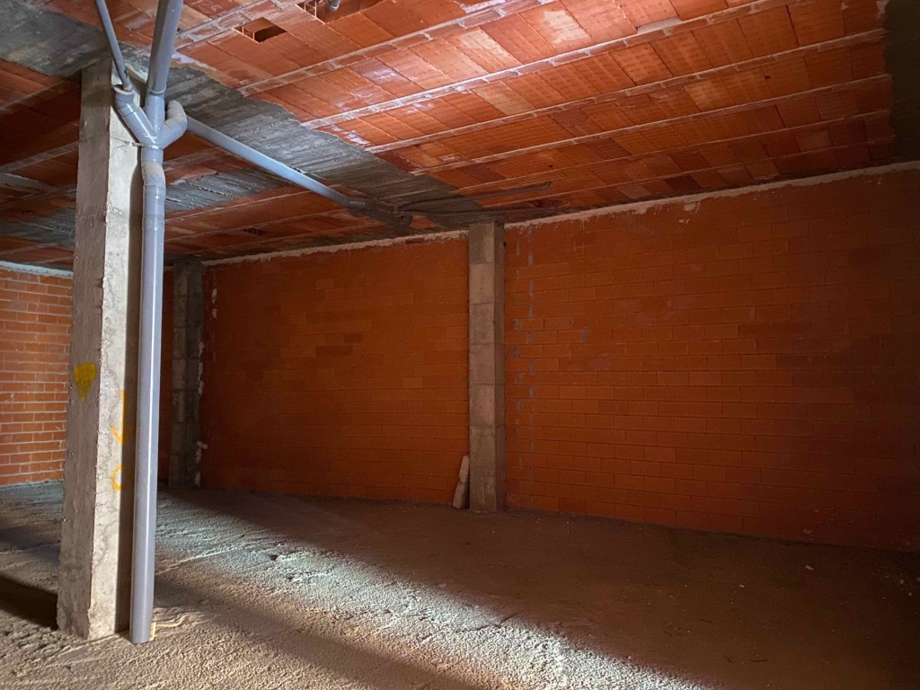 Local comercial en Venta en Sahagun León - foto 8