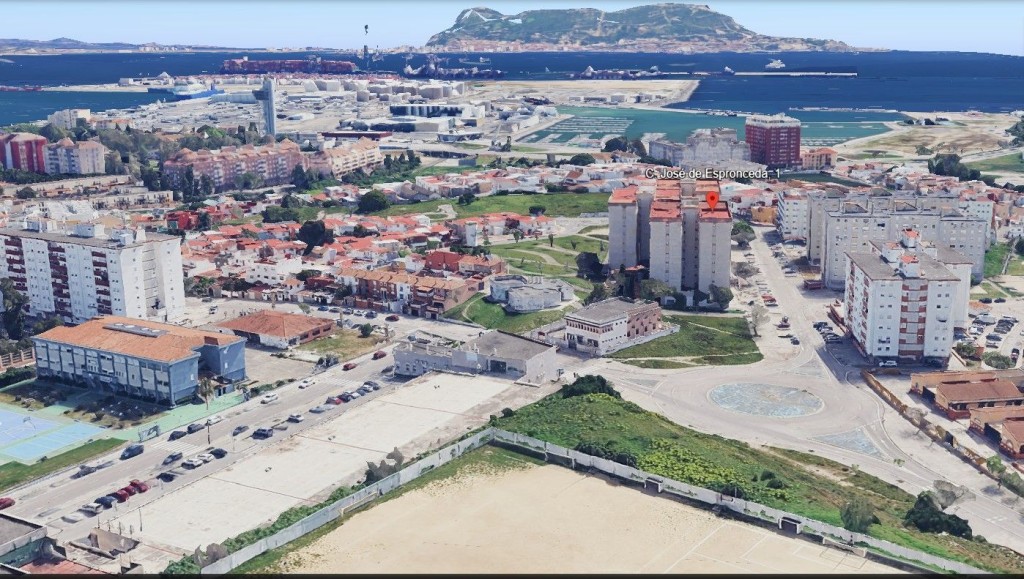 Piso en Venta en Algeciras Cádiz - foto 6