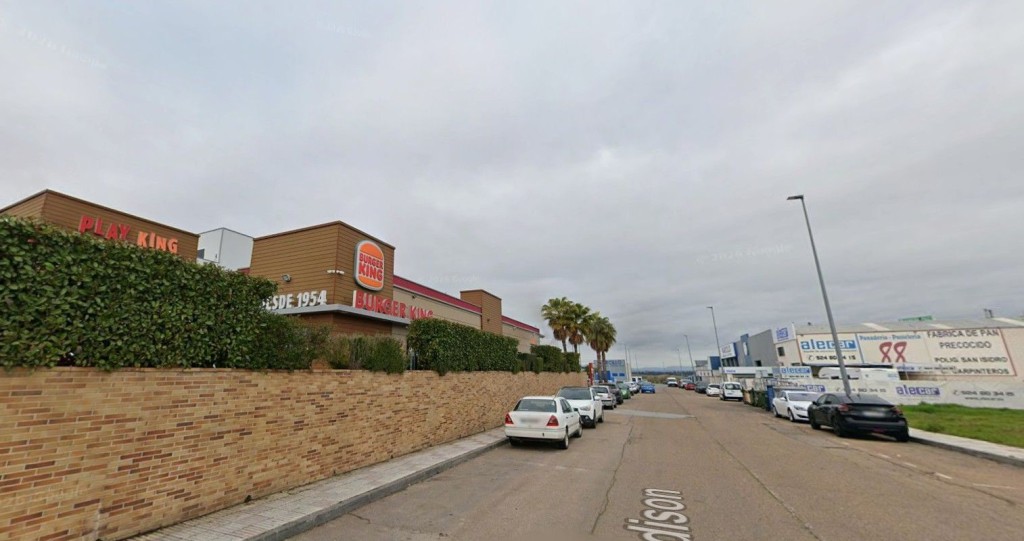 Local comercial en Venta en Don Benito Badajoz - foto 2
