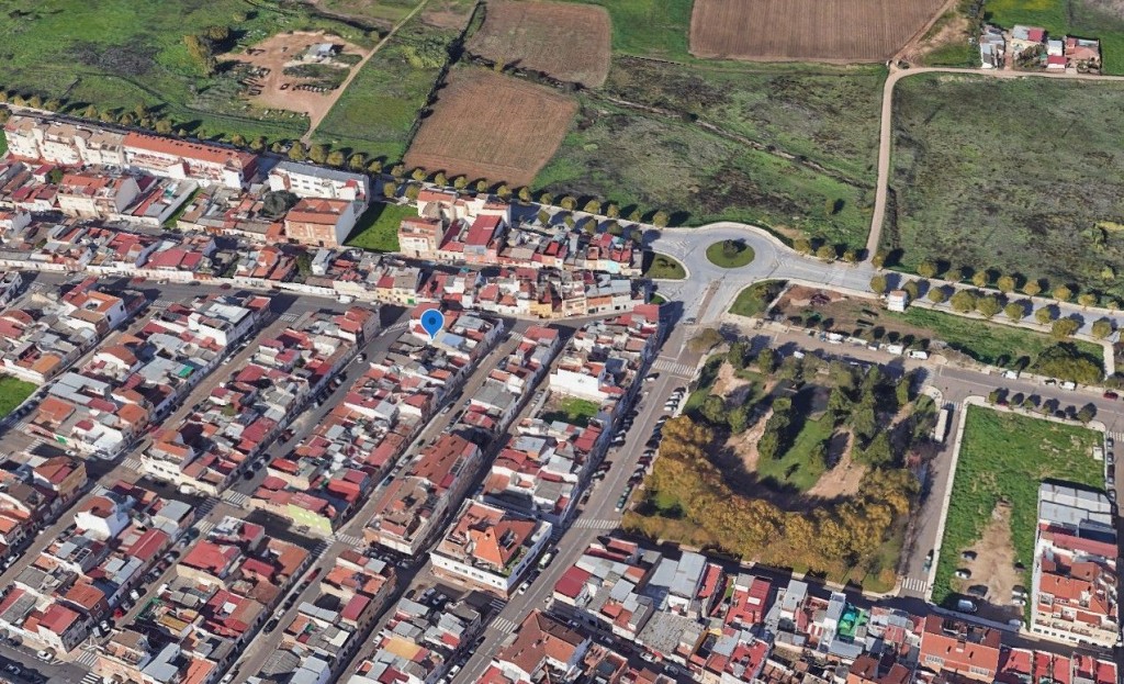 Adosada en Venta en Badajoz Badajoz - foto 5