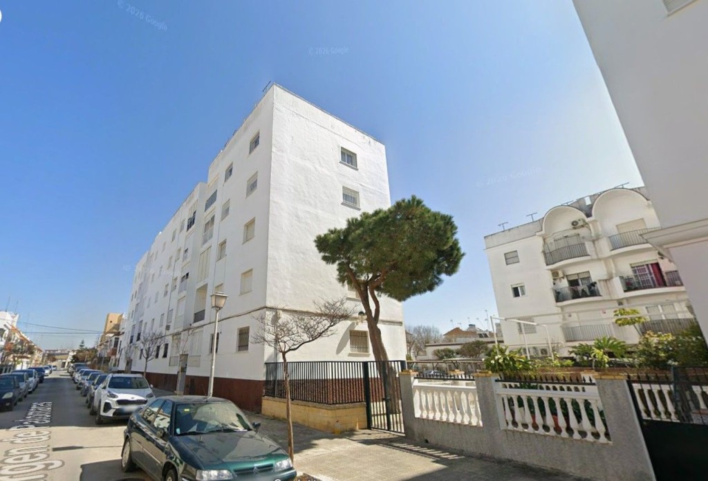 Piso en Venta en Chipiona Cádiz - foto 3