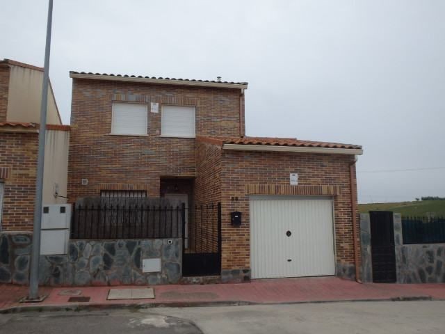 Casa-Chalet en Venta en Casar De Escalona, El Toledo