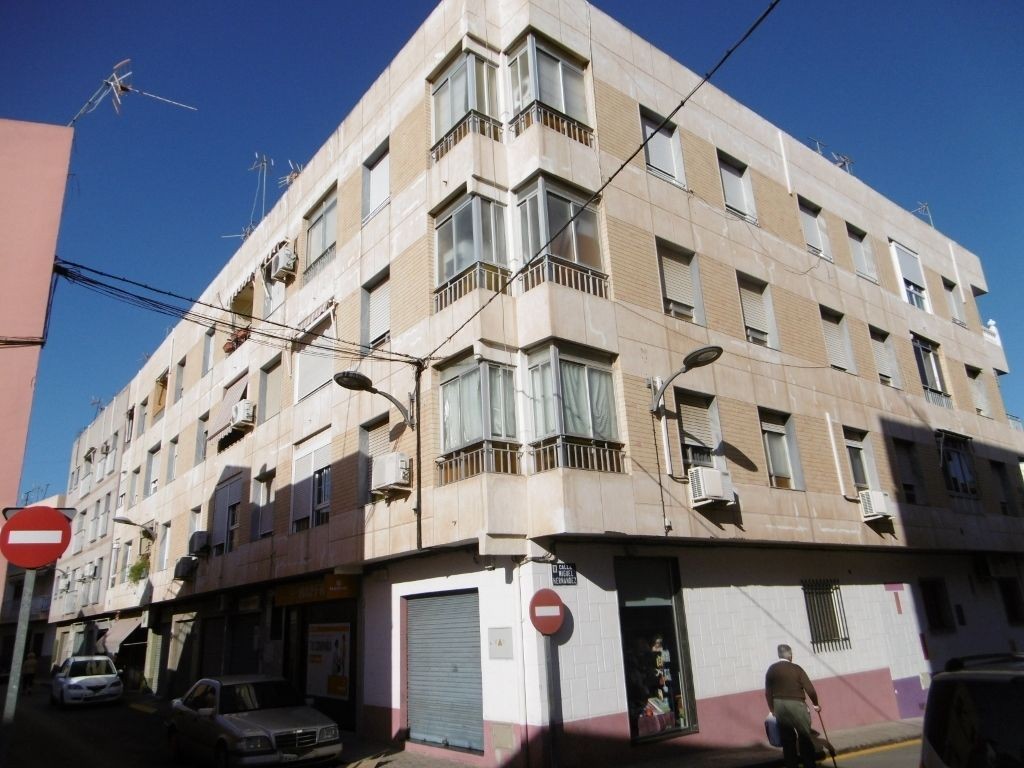 Piso en Venta en Viator Almería