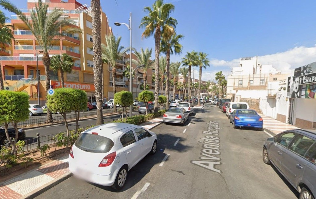 Piso en Venta en Roquetas De Mar Almería - foto 3