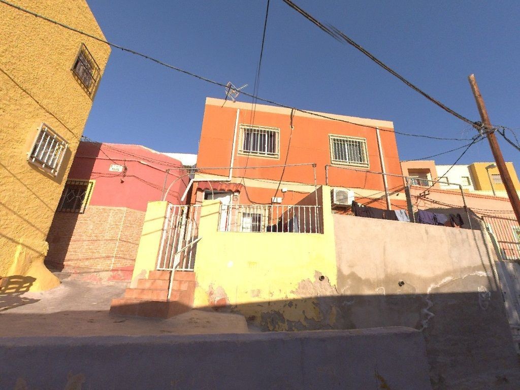Casa-Chalet en Venta en Almería Almería - foto 2