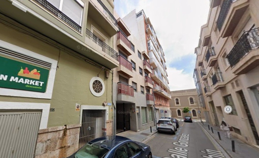 Piso en Venta en Almería Almería - foto 2