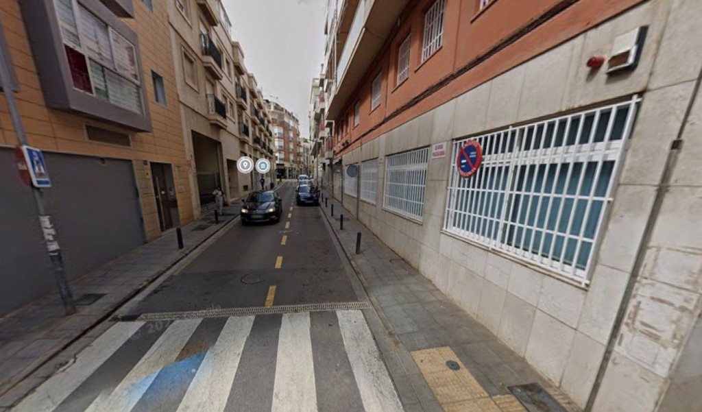 Piso en Venta en Almería Almería - foto 3