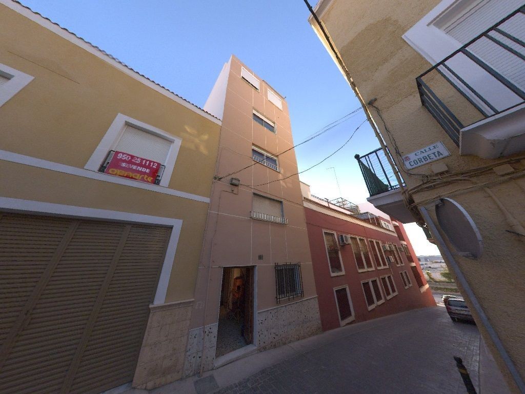Piso en Venta en Almería Almería - foto 2