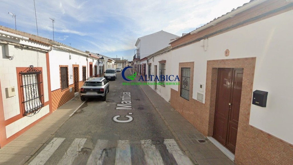 Casa-Chalet en Venta en Palma Del Condado, La Huelva