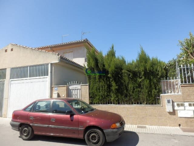 Casa-Chalet en Venta en Gabias, Las Granada