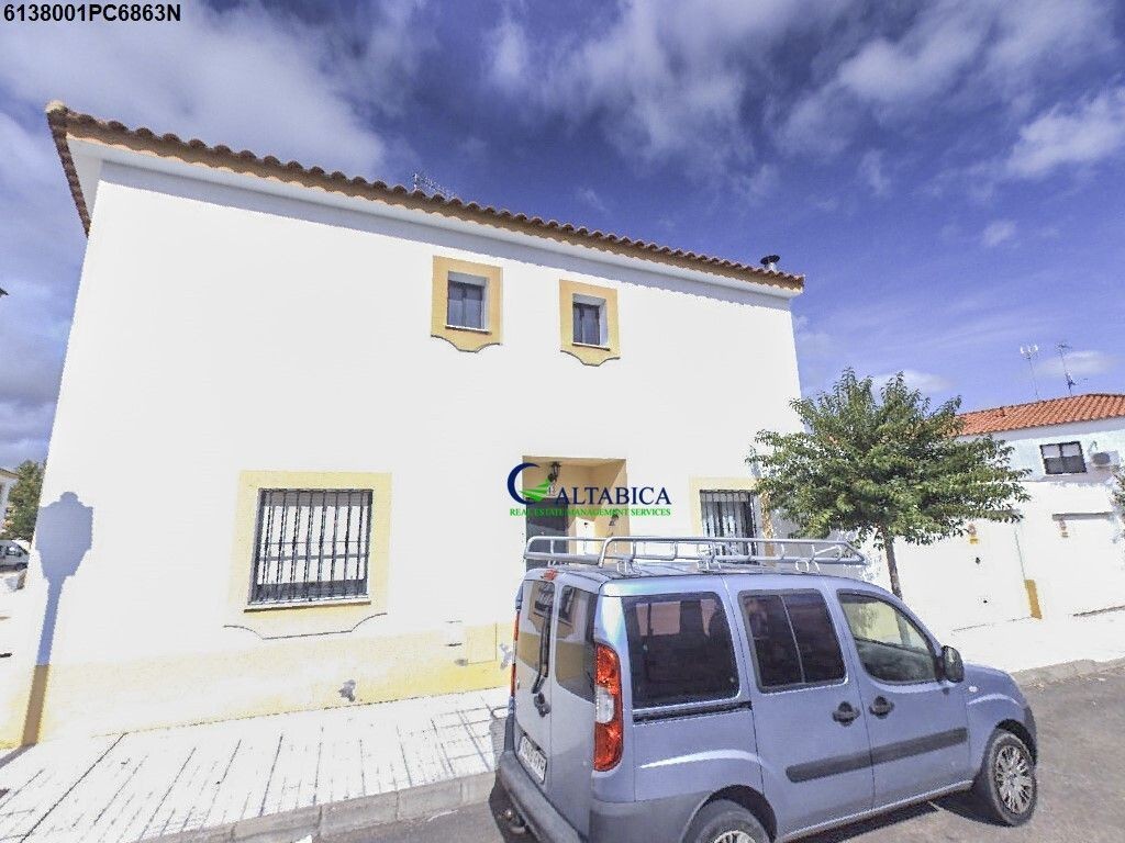 Casa-Chalet en Venta en Olivenza Badajoz - foto 3